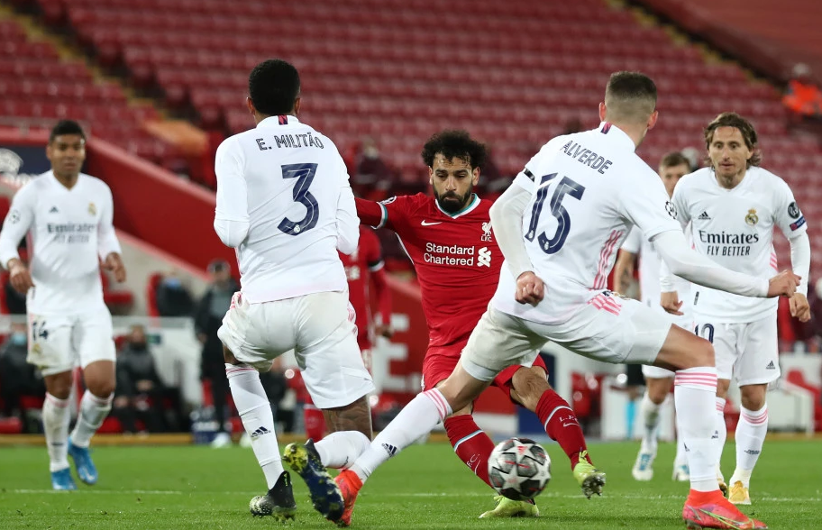 比赛偶发意外，球队临危不乱取胜